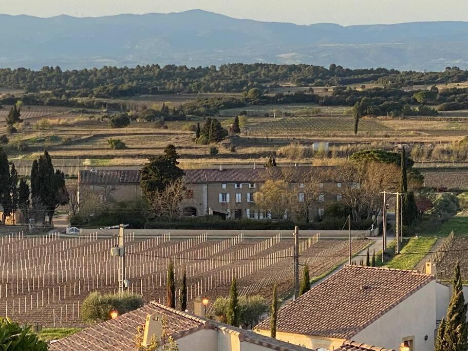 Neuve Romantique Montbrun-des-Corbières Extérieur photo